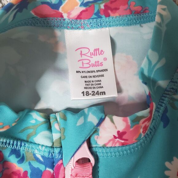 Toddler Girl 2-Piece Rashguard Swimwear Bundle of 2 Bathing Suits 18-24m & 2T - Picture 4 of 5